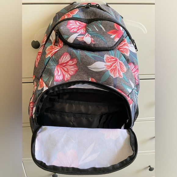 ROXY full size backpack, pink island floral 🌺 LIKE NEW. Book bag for college - Picture 5 of 7